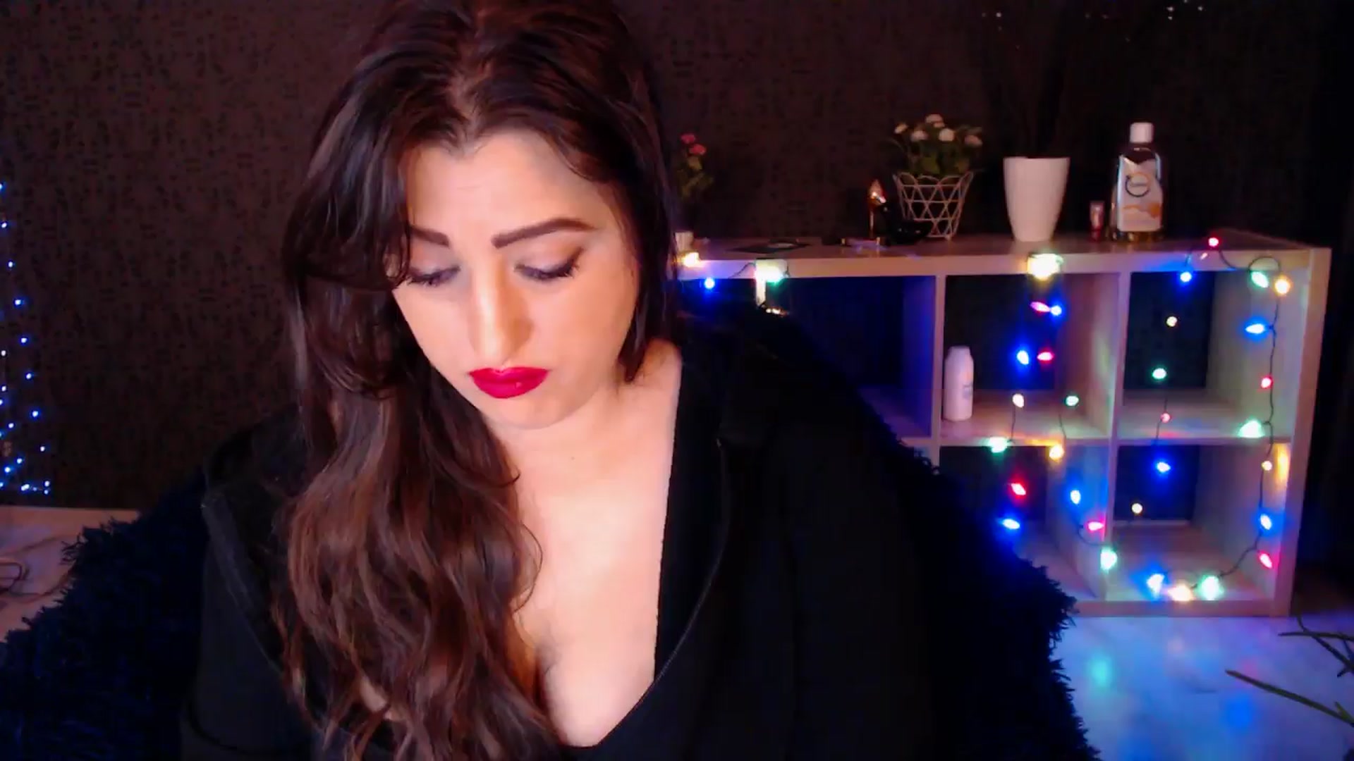 Gallery image thumbnail from HotRebbecca's myfreecams stream on, 02/01/2025, 03:53 image 13 of 20
