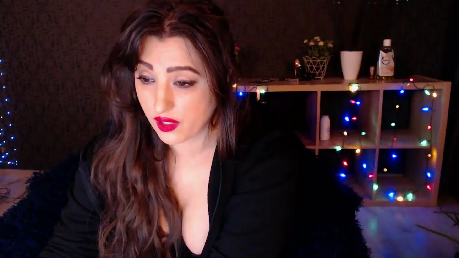 Gallery image thumbnail from HotRebbecca's myfreecams stream on, 02/01/2025, 03:53 image 16 of 20