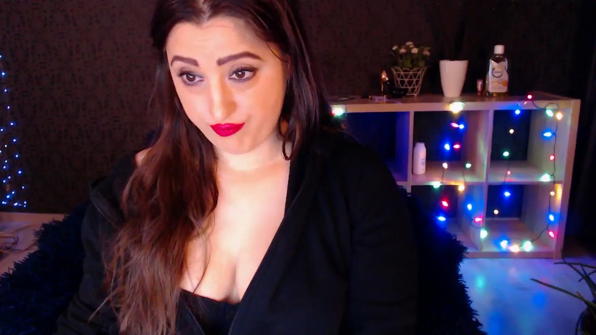 Gallery image thumbnail from HotRebbecca's myfreecams stream on, 02/01/2025, 03:53 image 4 of 20