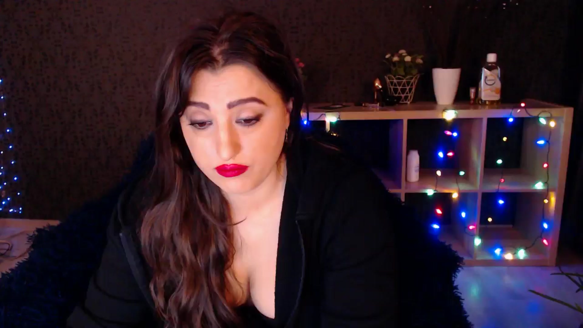 Gallery image thumbnail from HotRebbecca's myfreecams stream on, 02/01/2025, 03:53 image 10 of 20