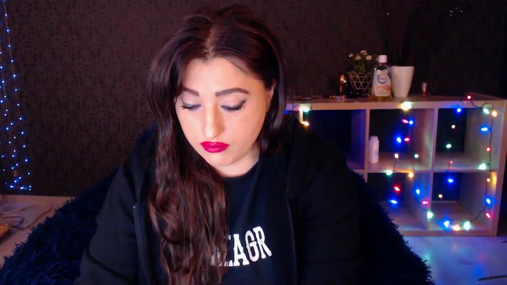 Gallery image thumbnail from HotRebbecca's myfreecams stream on, 02/04/2025, 22:31 image 4 of 20