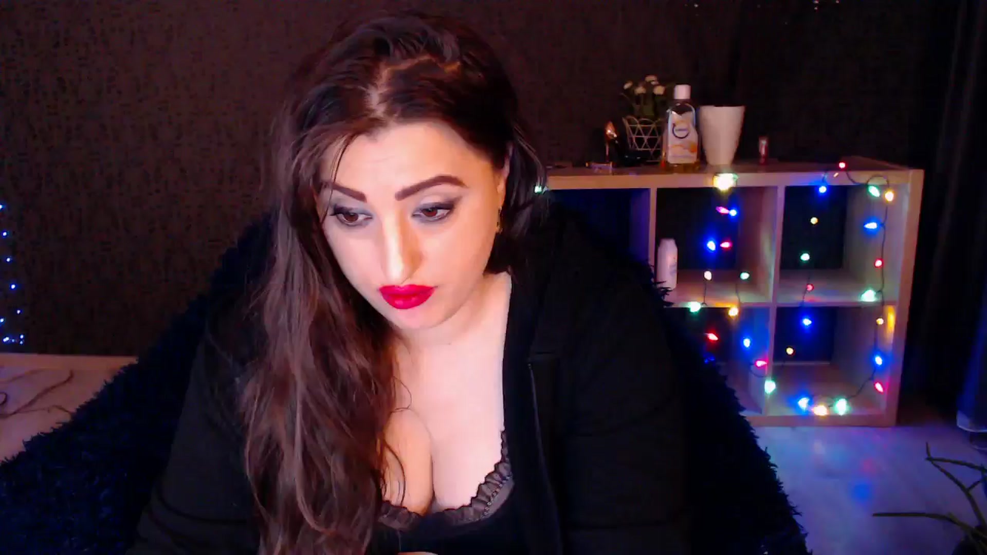Gallery image thumbnail from HotRebbecca's myfreecams stream on, 02/06/2025, 02:50 image 1 of 20