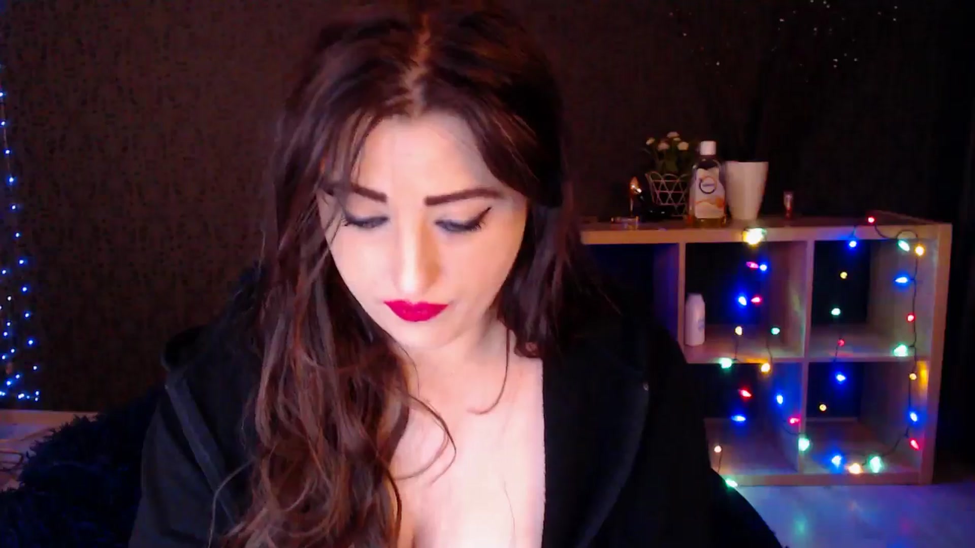 Gallery image thumbnail from HotRebbecca's myfreecams stream on, 02/09/2025, 04:09 image 14 of 20