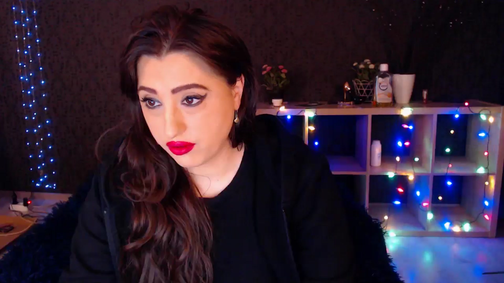 Gallery image thumbnail from HotRebbecca's myfreecams stream on, 02/11/2025, 24:59 image 12 of 20