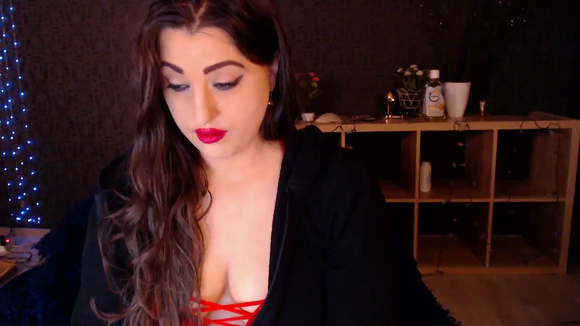 Gallery image thumbnail from HotRebbecca's myfreecams stream on, 02/14/2025, 03:41 image 11 of 20