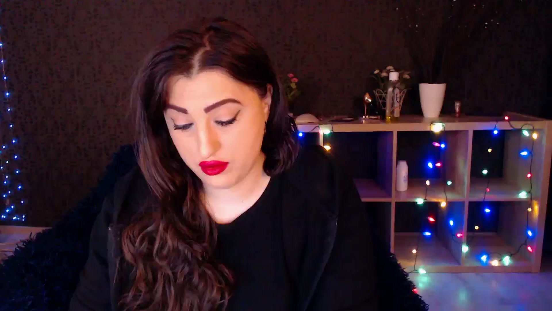 Gallery image thumbnail from HotRebbecca's myfreecams stream on, 02/18/2025, 01:12 image 2 of 20