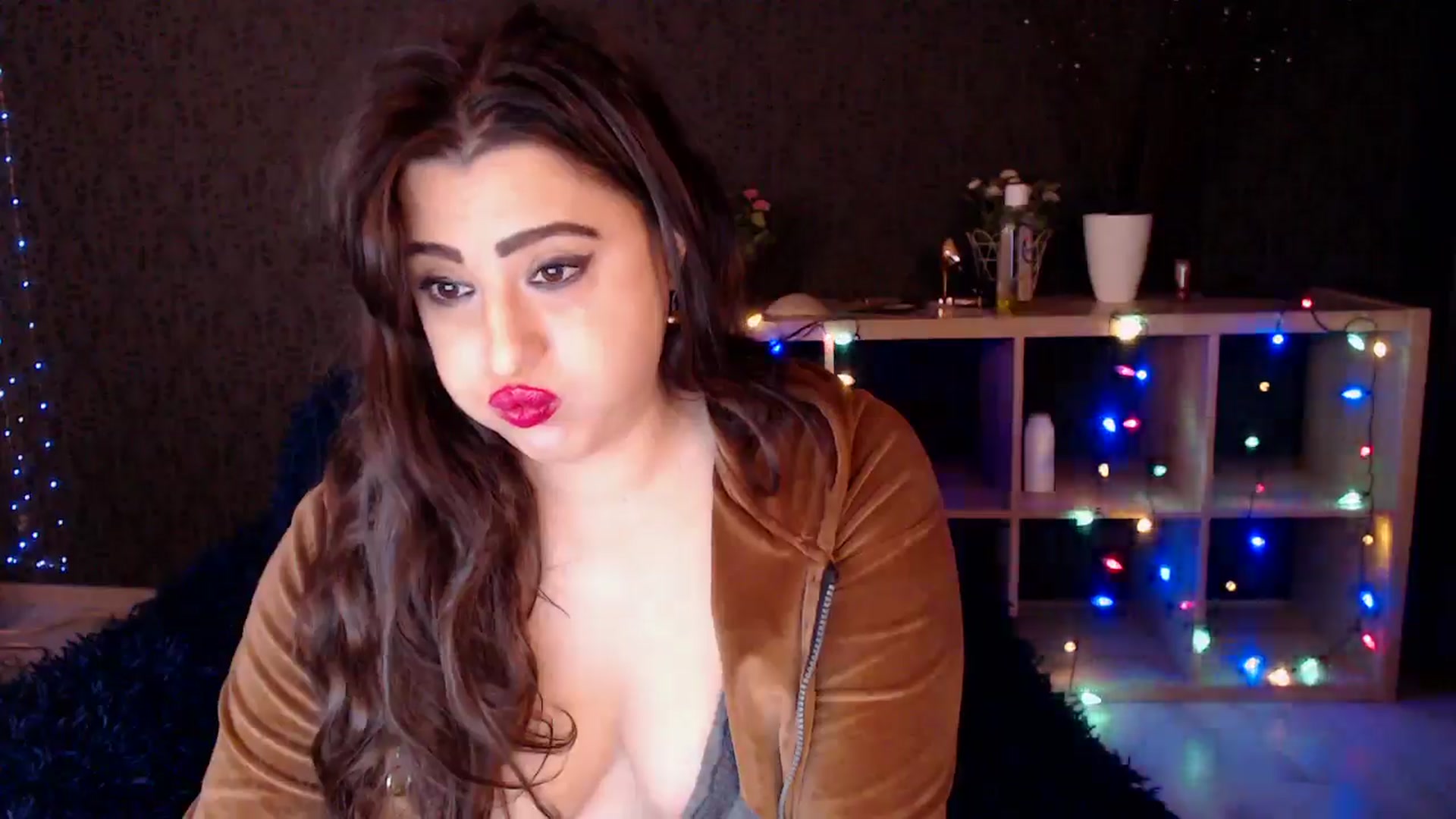 Gallery image thumbnail from HotRebbecca's myfreecams stream on, 02/25/2025, 02:42 image 6 of 20