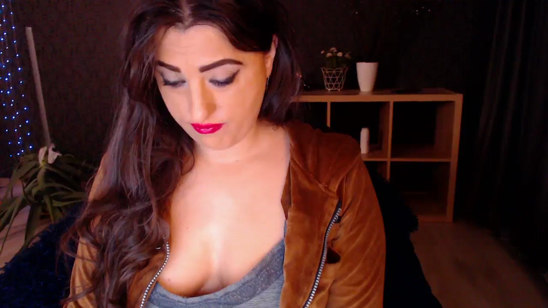 Gallery image thumbnail from HotRebbecca's myfreecams stream on, 02/26/2025, 03:37 image 14 of 20