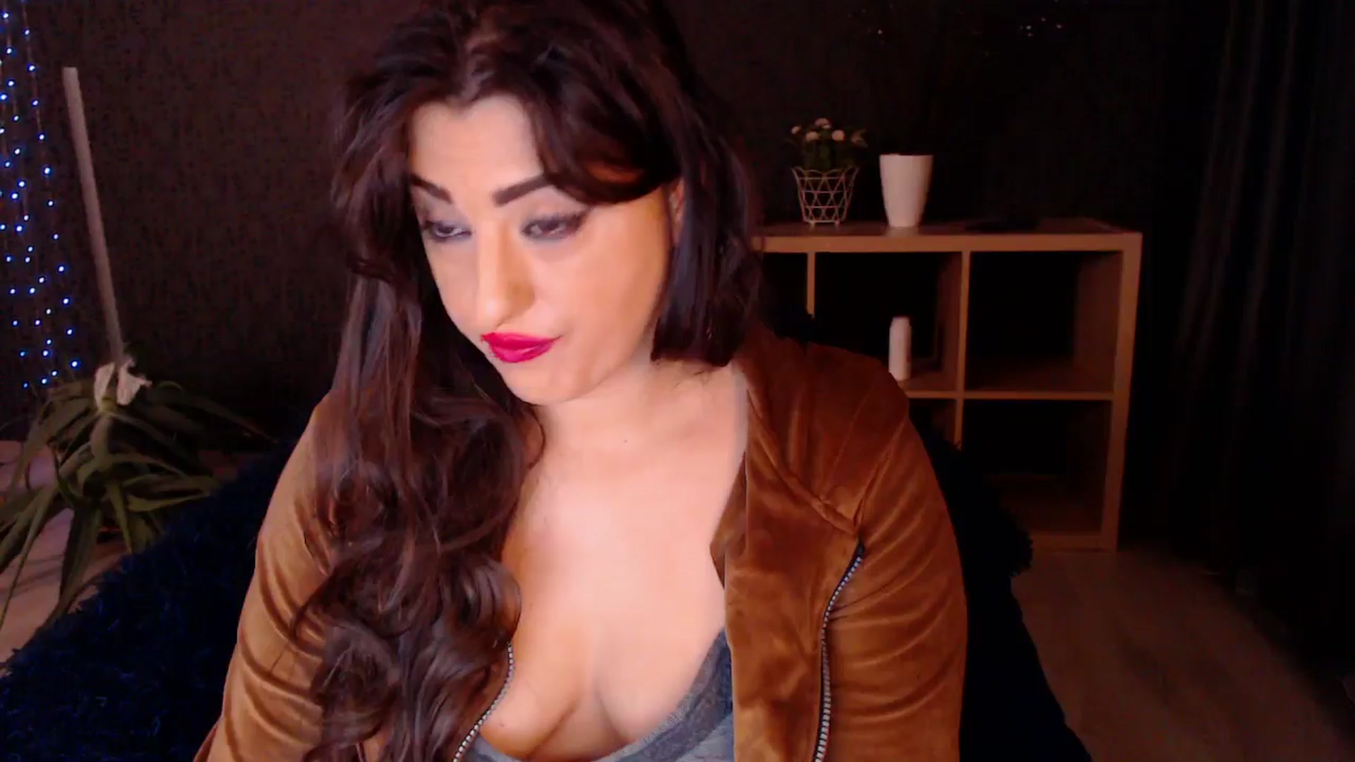 Gallery image thumbnail from HotRebbecca's myfreecams stream on, 02/26/2025, 03:37 image 18 of 20