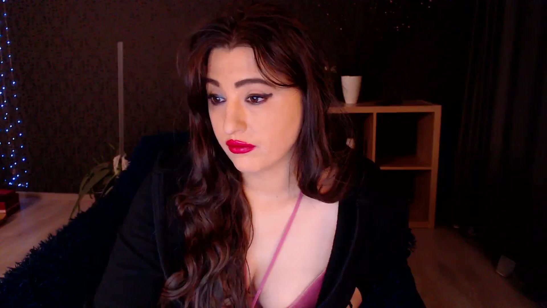 Gallery image thumbnail from HotRebbecca's myfreecams stream on, 02/27/2025, 02:14 image 17 of 20