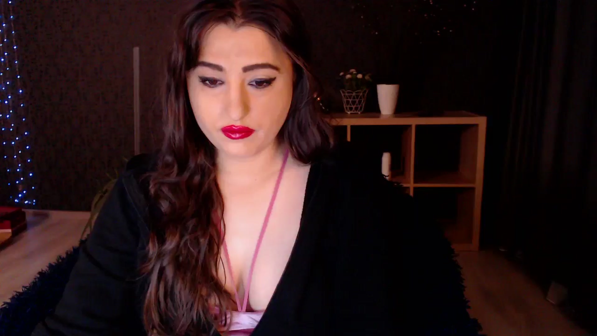 Gallery image thumbnail from HotRebbecca's myfreecams stream on, 02/27/2025, 02:14 image 2 of 20