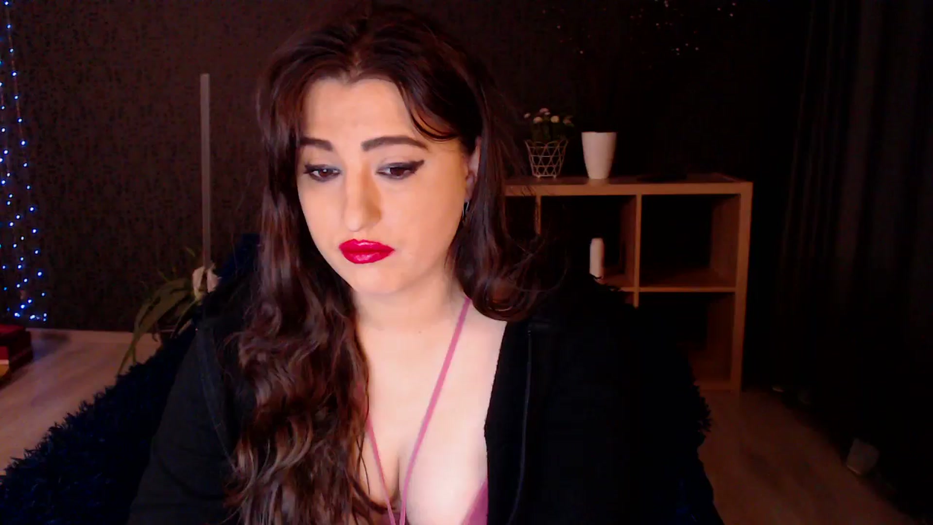 Gallery image thumbnail from HotRebbecca's myfreecams stream on, 02/27/2025, 02:14 image 12 of 20