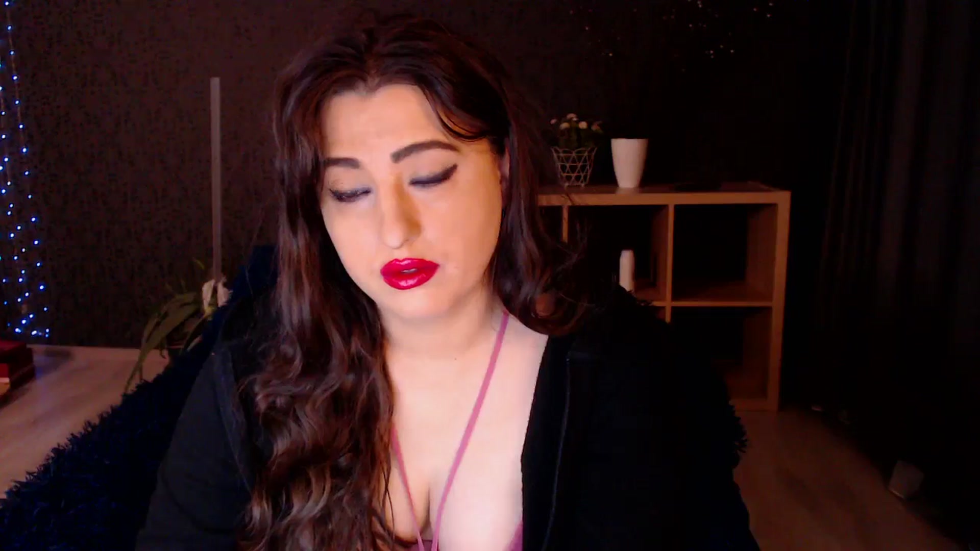 Gallery image thumbnail from HotRebbecca's myfreecams stream on, 02/27/2025, 02:14 image 7 of 20