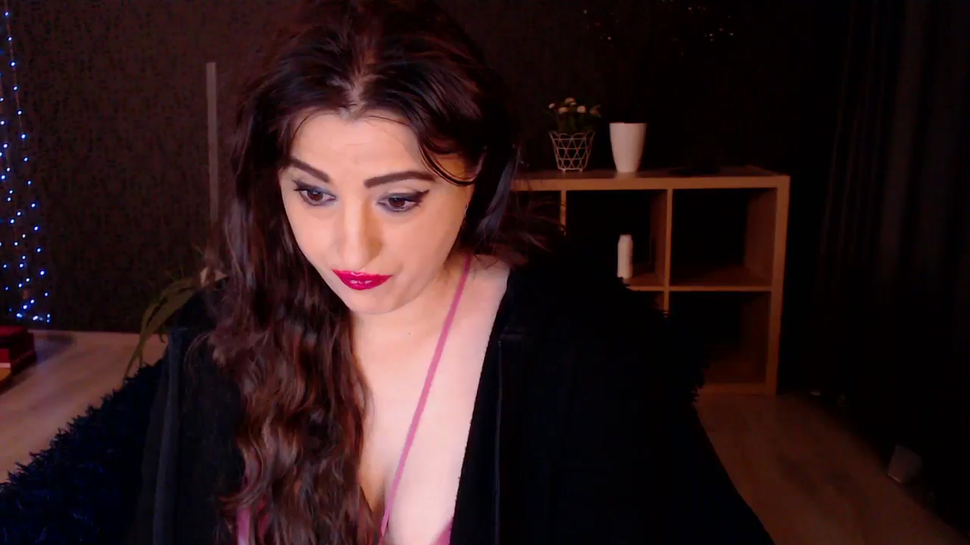 Gallery image thumbnail from HotRebbecca's myfreecams stream on, 02/27/2025, 03:59 image 19 of 20