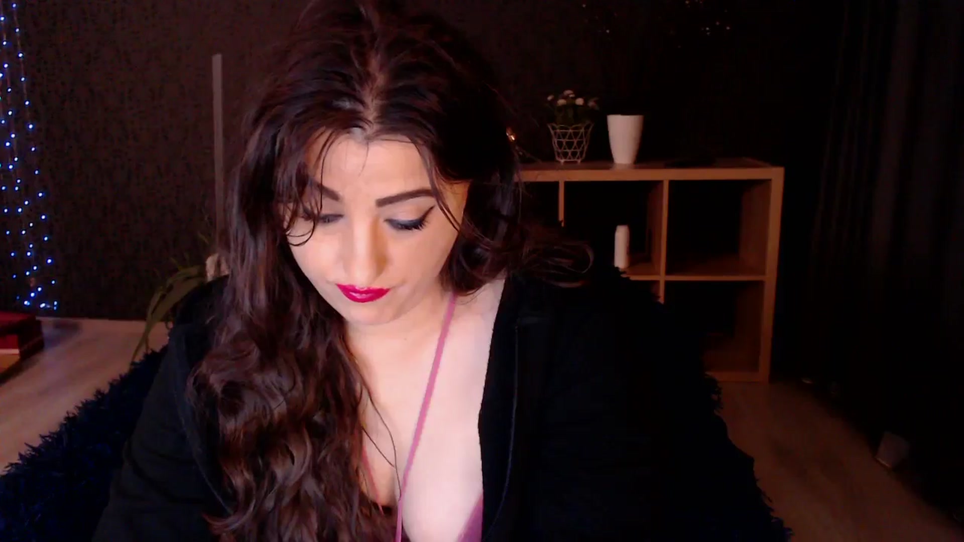 Gallery image thumbnail from HotRebbecca's myfreecams stream on, 02/27/2025, 03:59 image 4 of 20