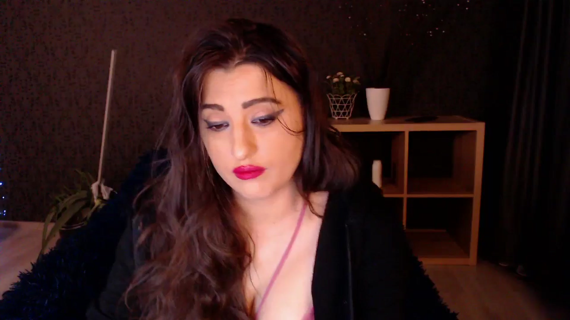 Gallery image thumbnail from HotRebbecca's myfreecams stream on, 03/01/2025, 01:33 image 12 of 20