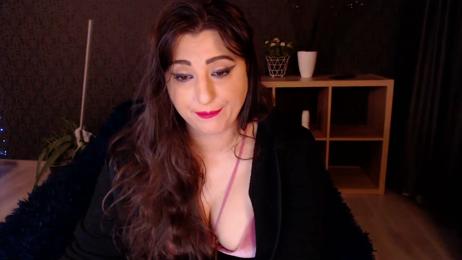 Gallery image thumbnail from HotRebbecca's myfreecams stream on, 03/01/2025, 01:33 image 7 of 20