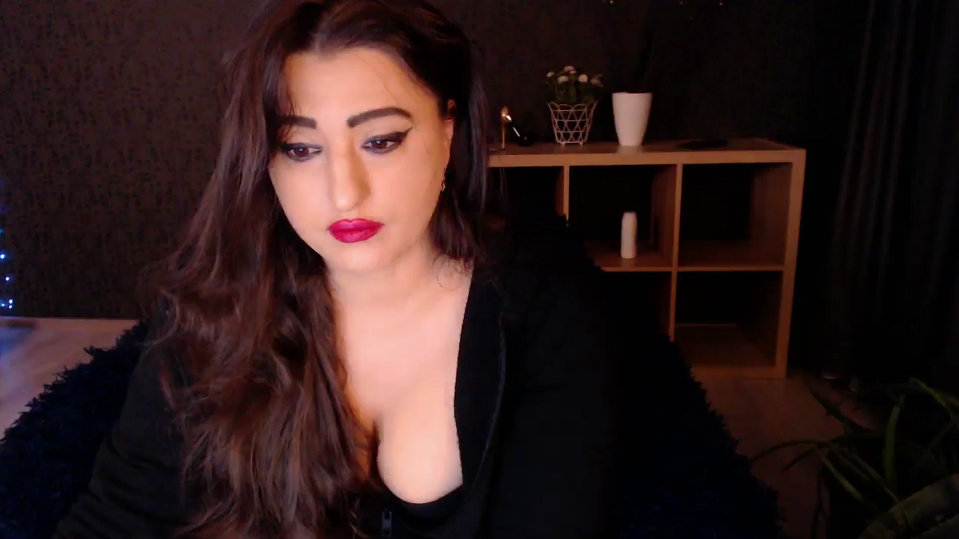 Gallery image thumbnail from HotRebbecca's myfreecams stream on, 03/02/2025, 23:16 image 5 of 20
