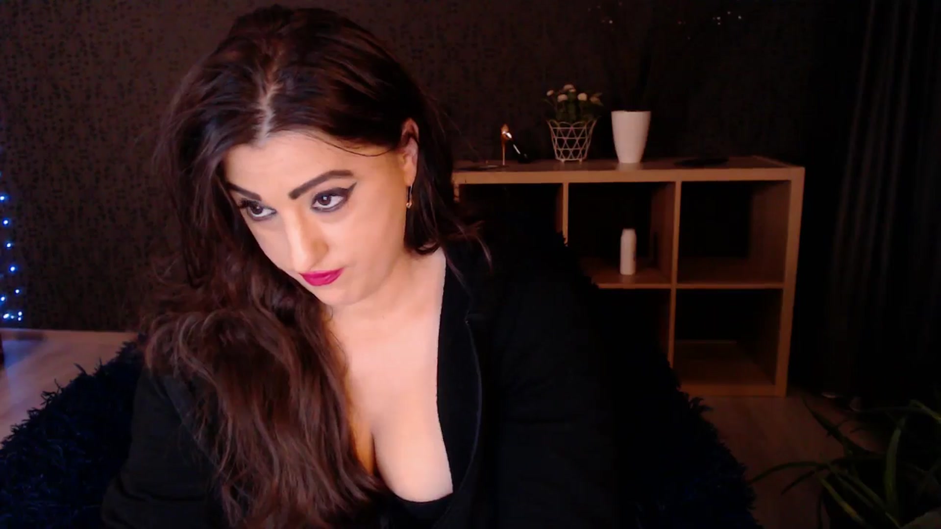 Gallery image thumbnail from HotRebbecca's myfreecams stream on, 03/02/2025, 23:16 image 18 of 20