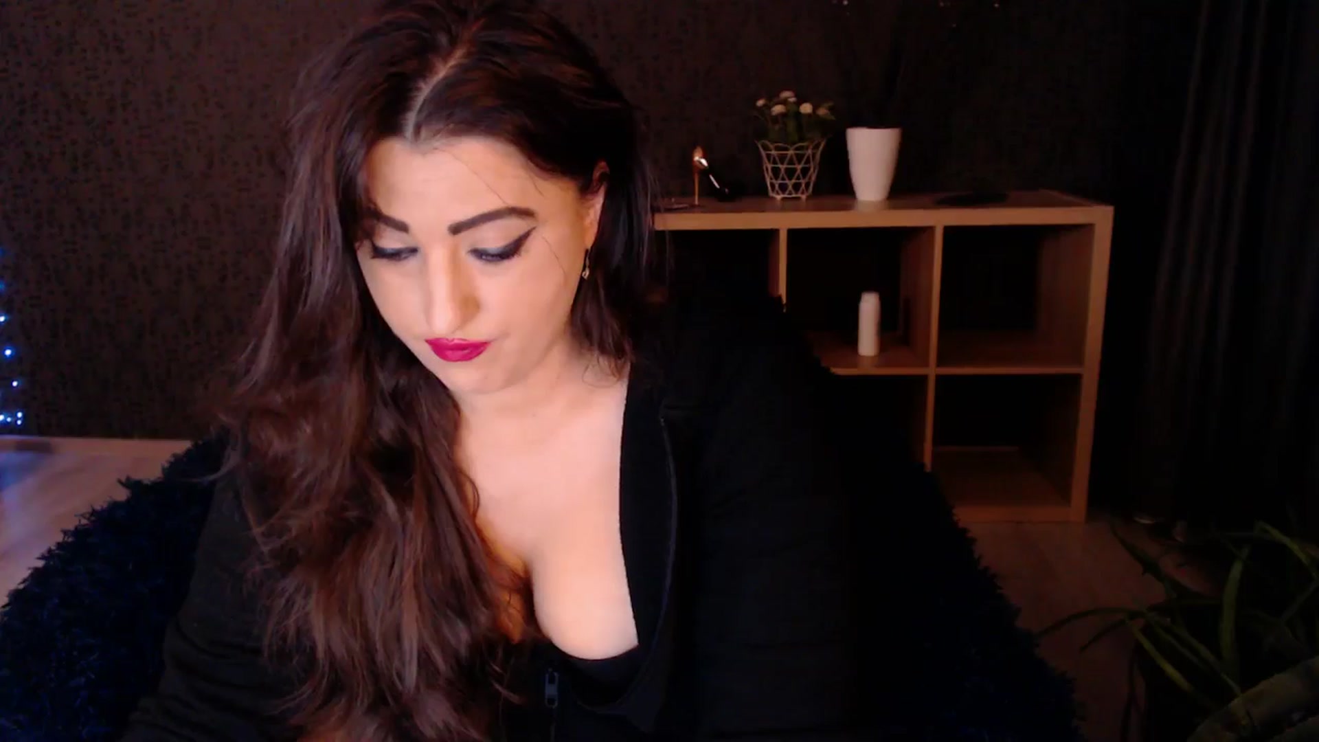 Gallery image thumbnail from HotRebbecca's myfreecams stream on, 03/02/2025, 23:16 image 4 of 20