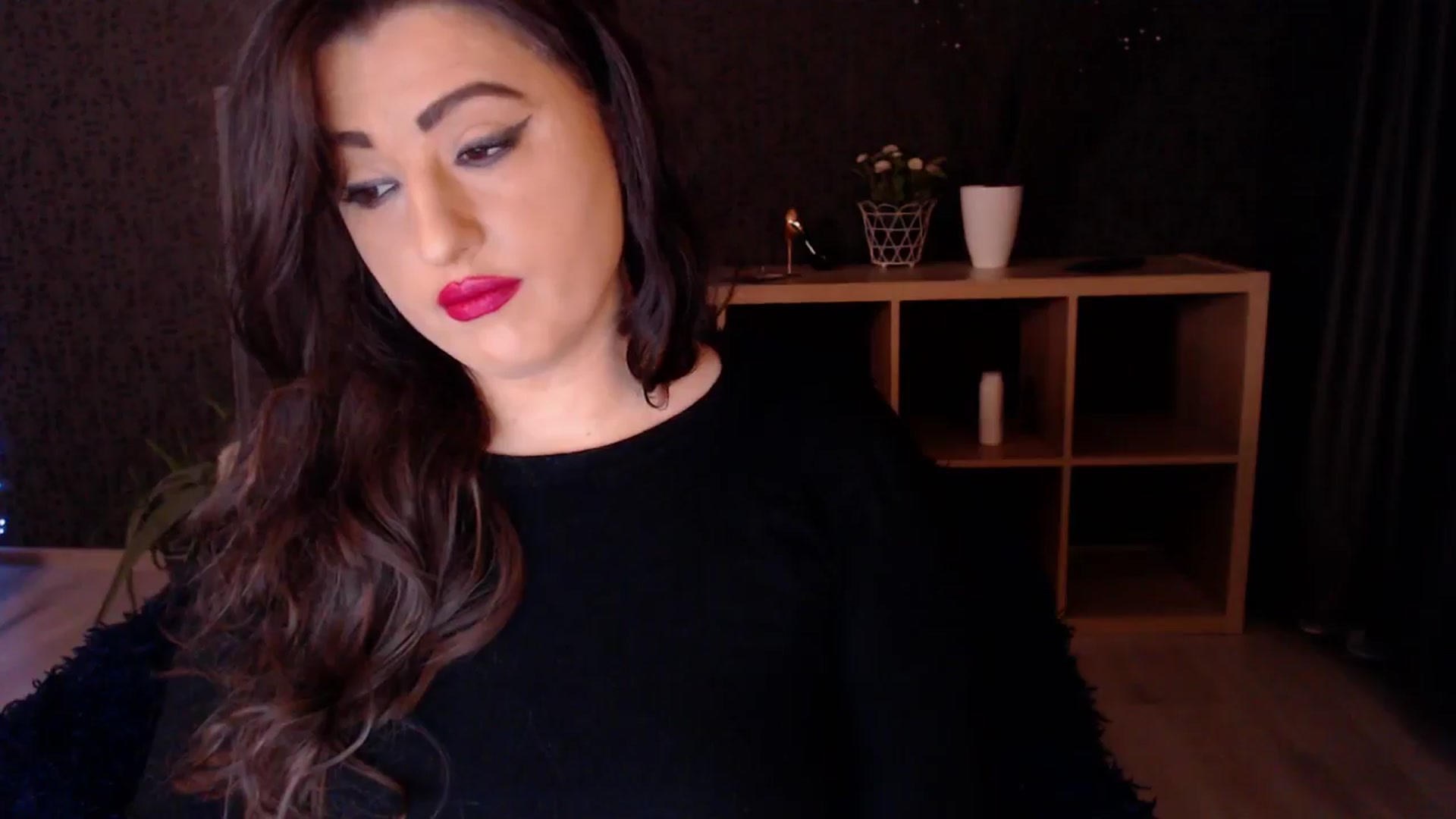 Gallery image thumbnail from HotRebbecca's myfreecams stream on, 03/05/2025, 02:06 image 10 of 20