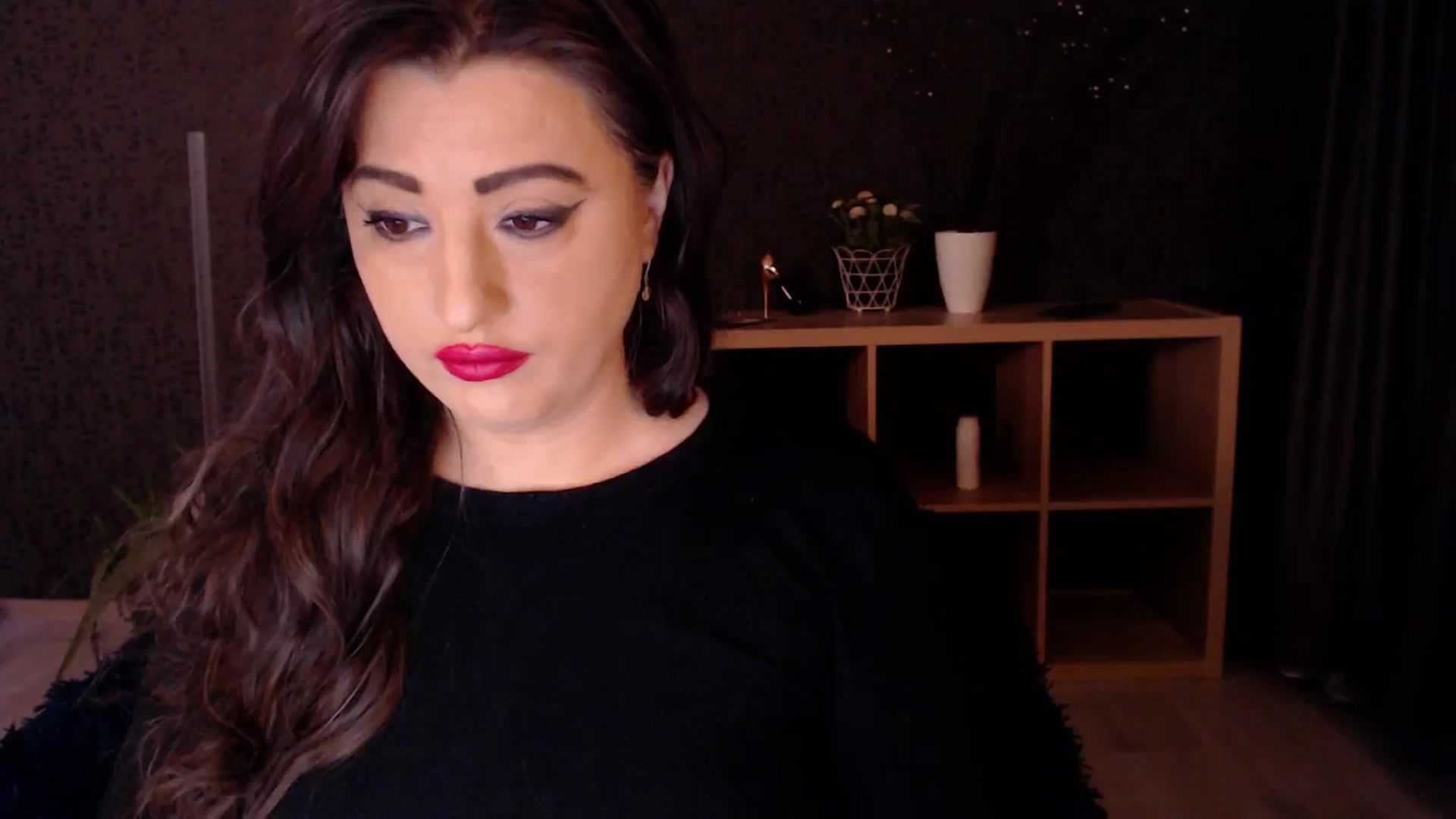 Gallery image thumbnail from HotRebbecca's myfreecams stream on, 03/05/2025, 02:06 image 2 of 20