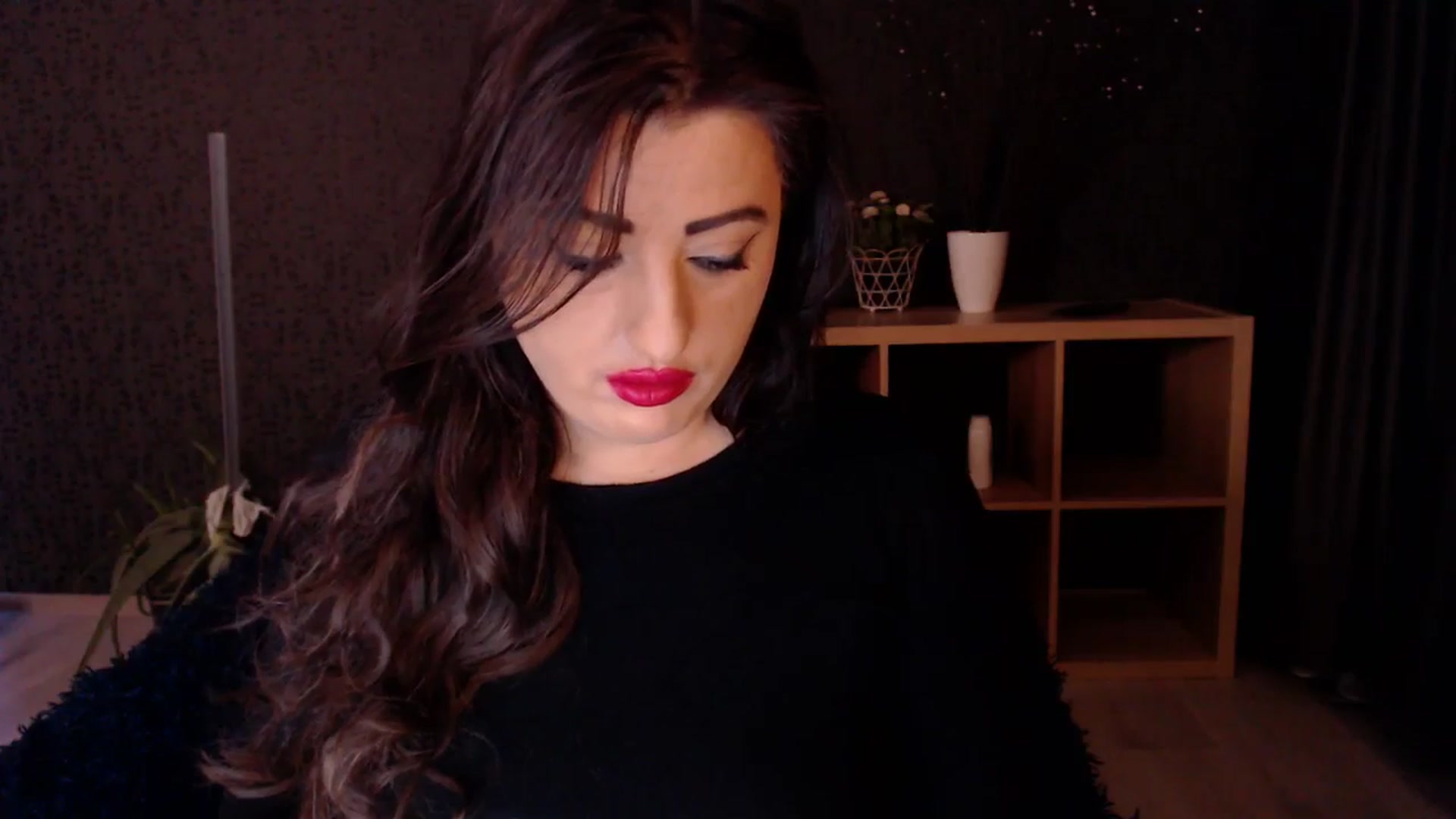 Gallery image thumbnail from HotRebbecca's myfreecams stream on, 03/05/2025, 02:06 image 6 of 20