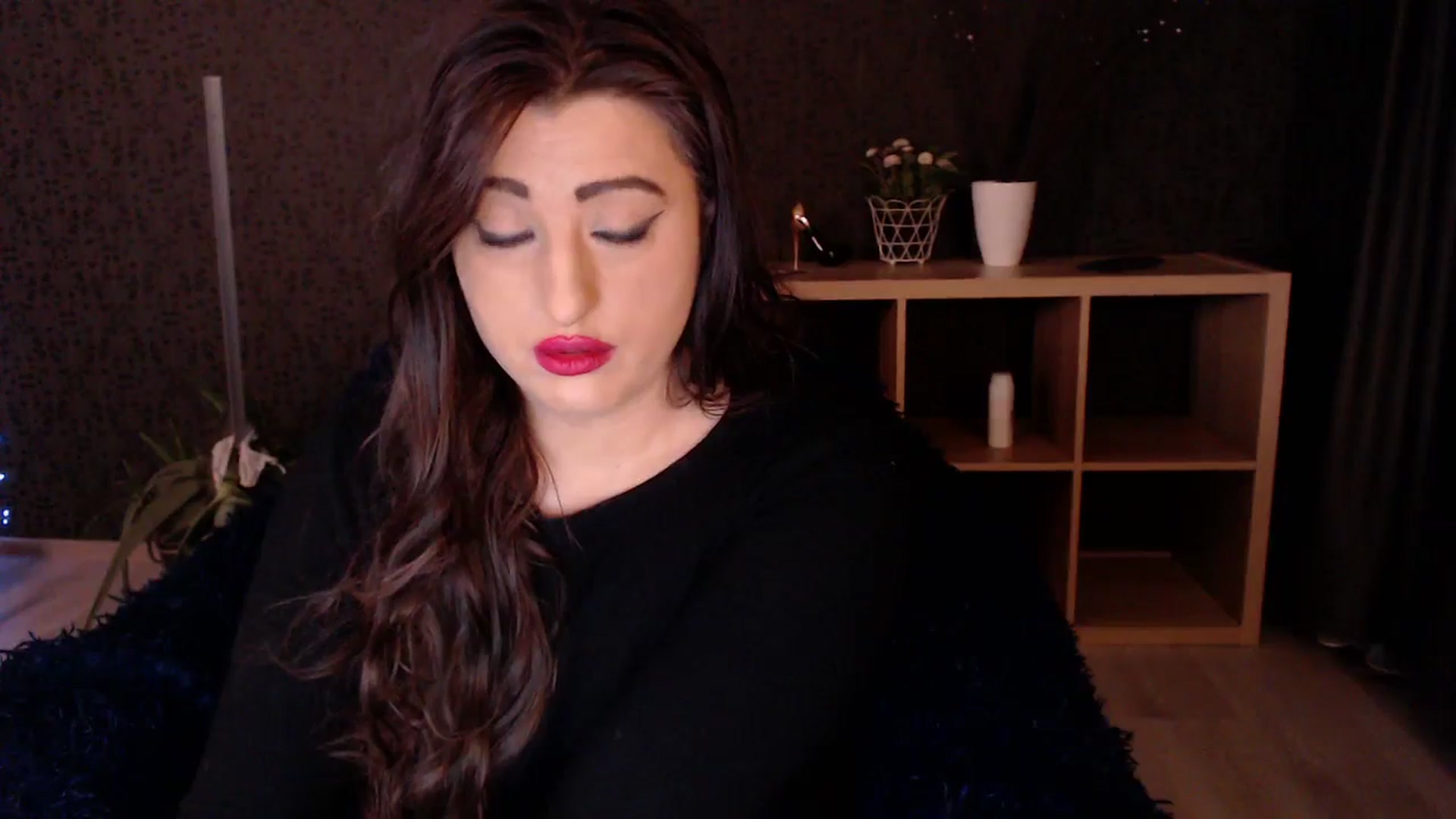 Gallery image thumbnail from HotRebbecca's myfreecams stream on, 03/05/2025, 04:20 image 6 of 20
