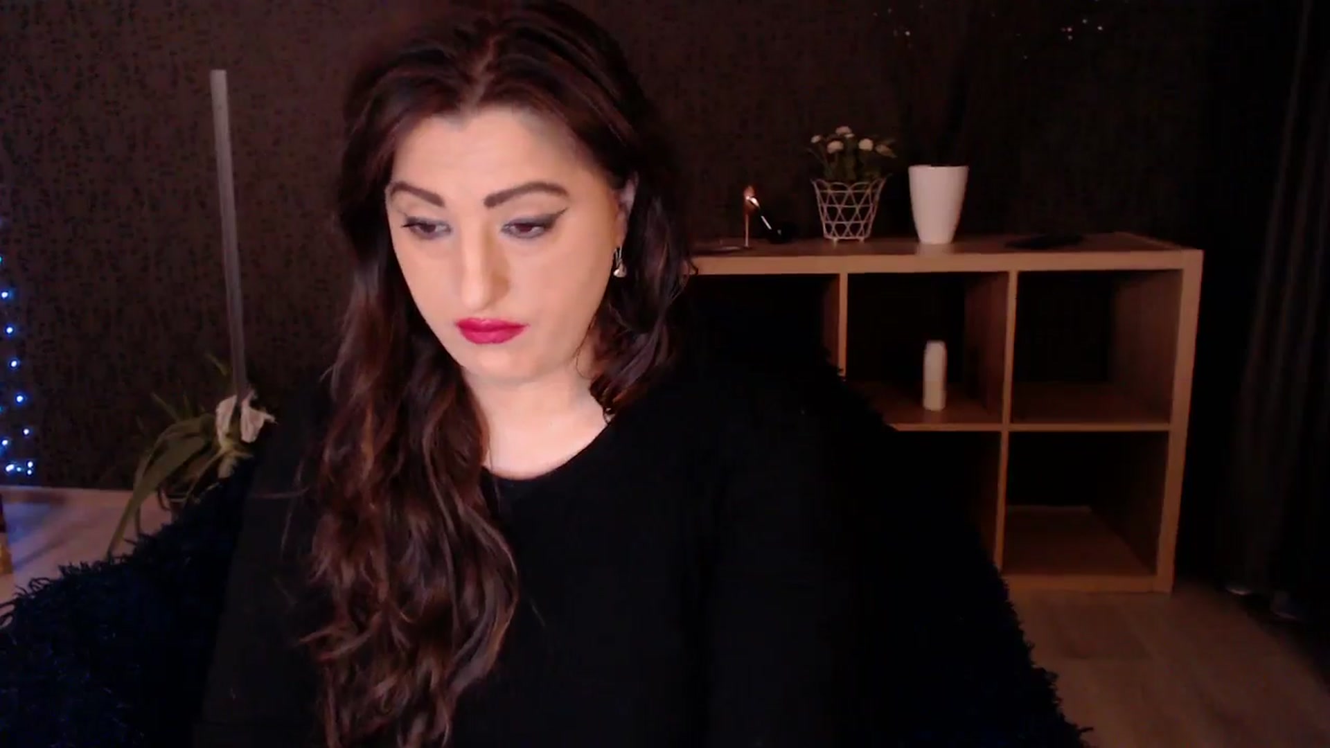 Gallery image thumbnail from HotRebbecca's myfreecams stream on, 03/05/2025, 04:20 image 2 of 20