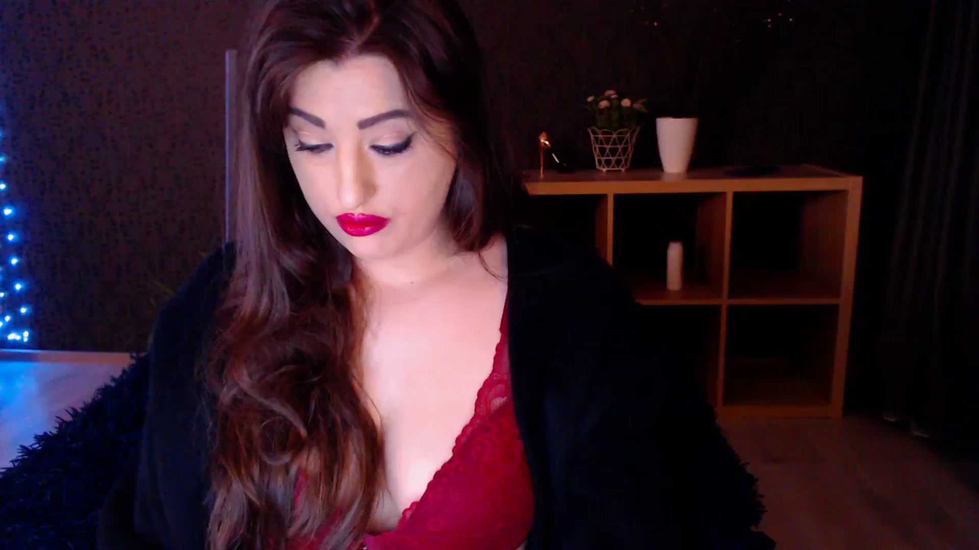 Gallery image thumbnail from HotRebbecca's myfreecams stream on, 03/08/2025, 04:01 image 17 of 20