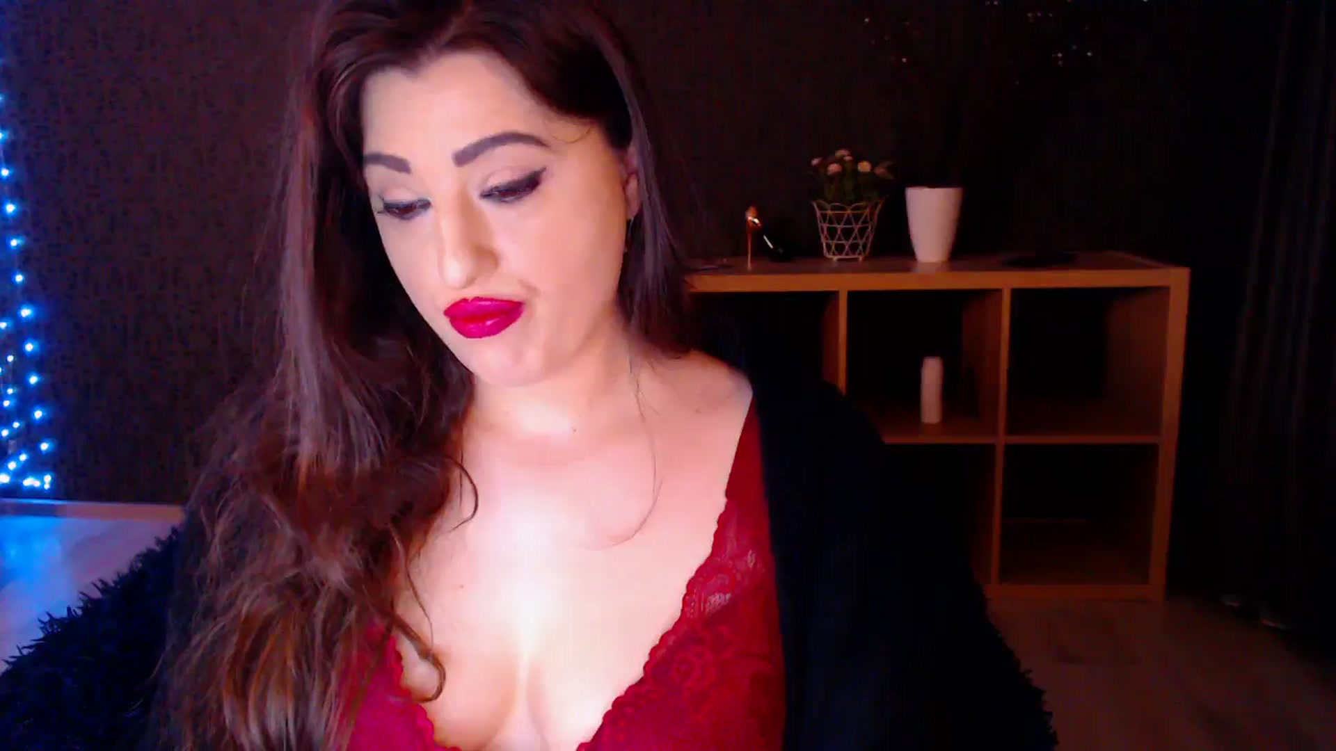 Gallery image thumbnail from HotRebbecca's myfreecams stream on, 03/08/2025, 04:01 image 11 of 20