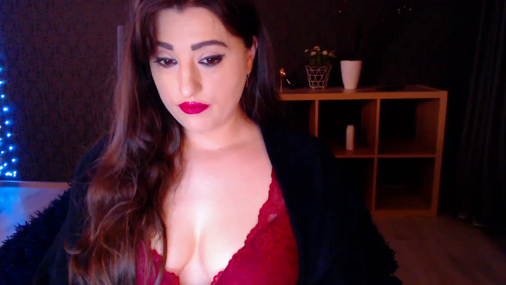Gallery image thumbnail from HotRebbecca's myfreecams stream on, 03/08/2025, 04:01 image 15 of 20