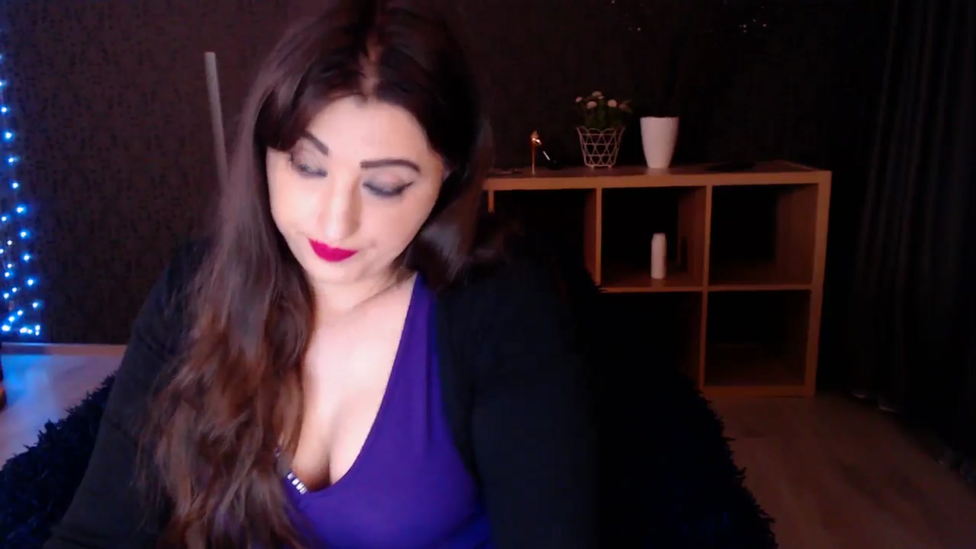 Gallery image thumbnail from HotRebbecca's myfreecams stream on, 03/09/2025, 03:00 image 12 of 20