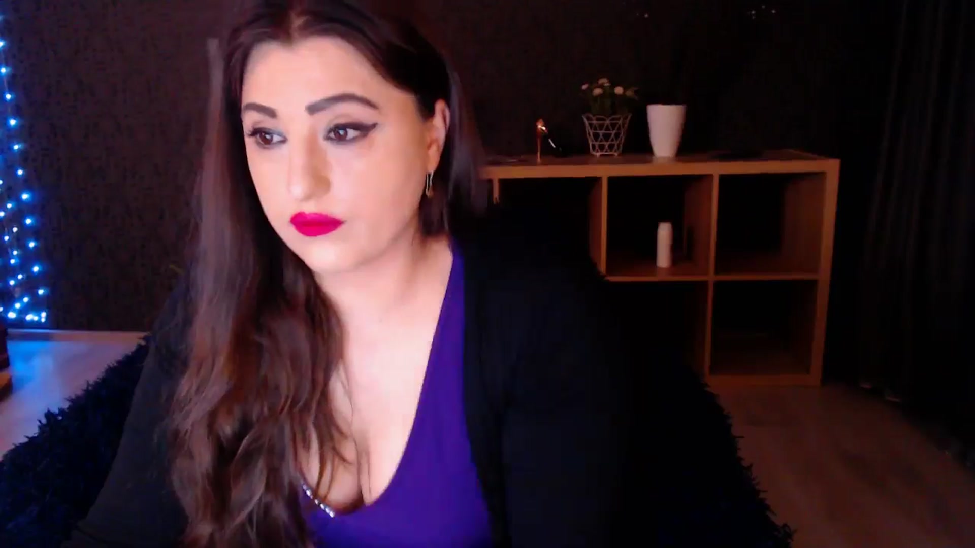Gallery image thumbnail from HotRebbecca's myfreecams stream on, 03/09/2025, 03:00 image 8 of 20