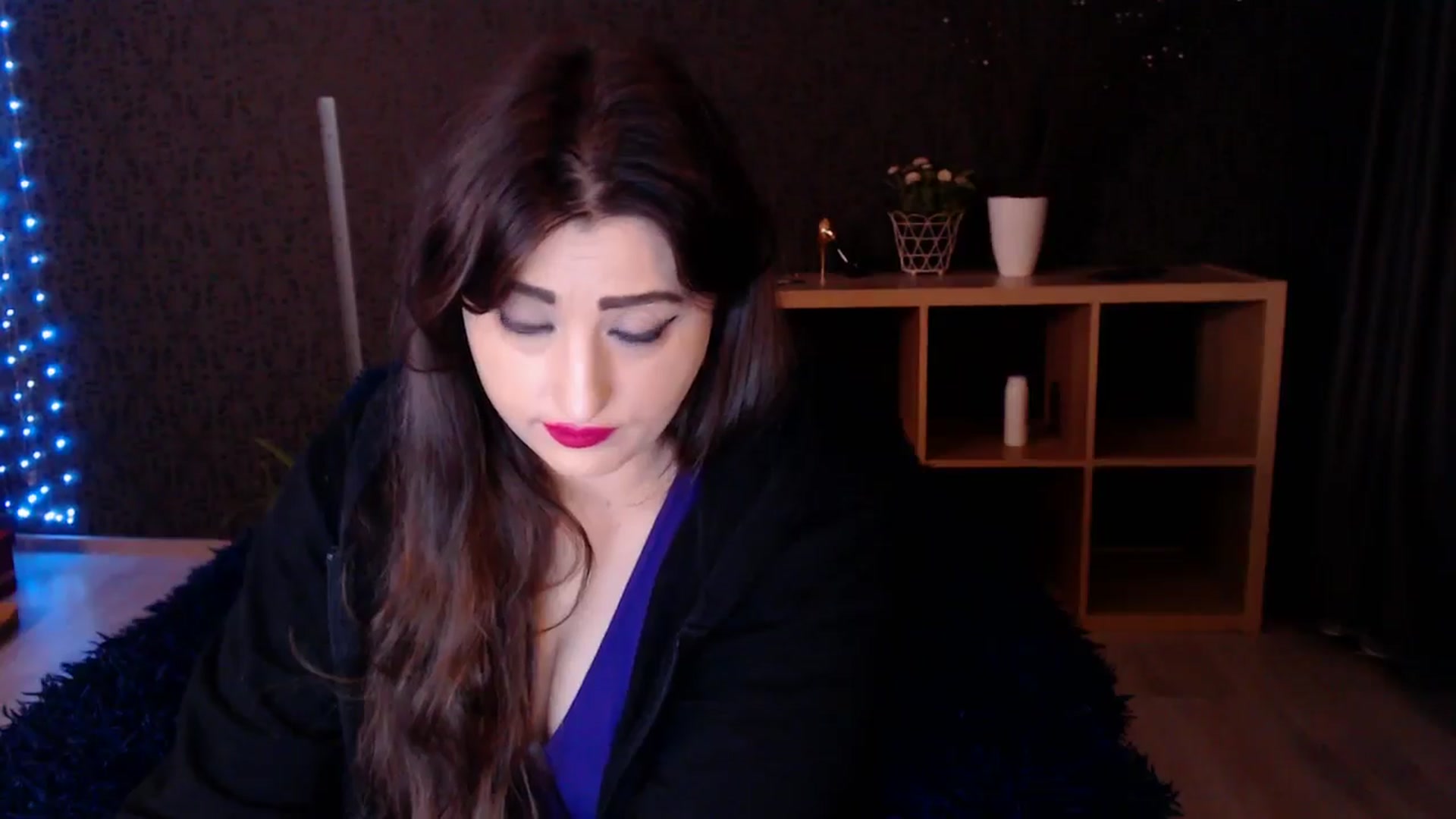 Gallery image thumbnail from HotRebbecca's myfreecams stream on, 03/09/2025, 03:00 image 18 of 20