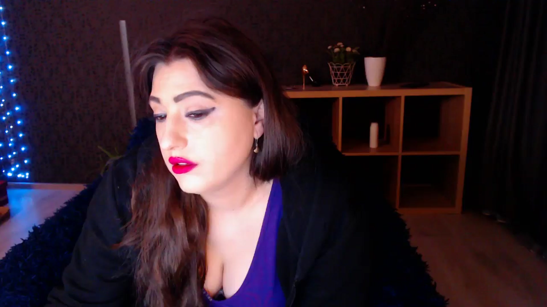 Gallery image thumbnail from HotRebbecca's myfreecams stream on, 03/09/2025, 03:00 image 14 of 20
