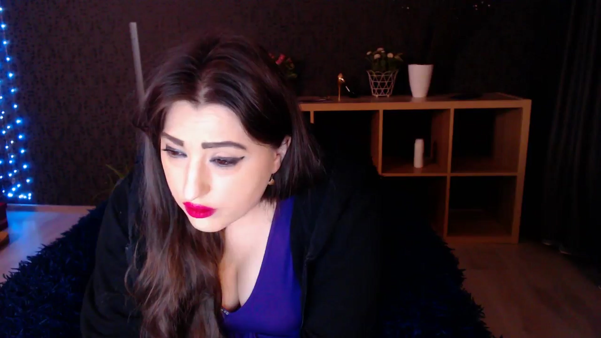 Gallery image thumbnail from HotRebbecca's myfreecams stream on, 03/09/2025, 03:00 image 17 of 20