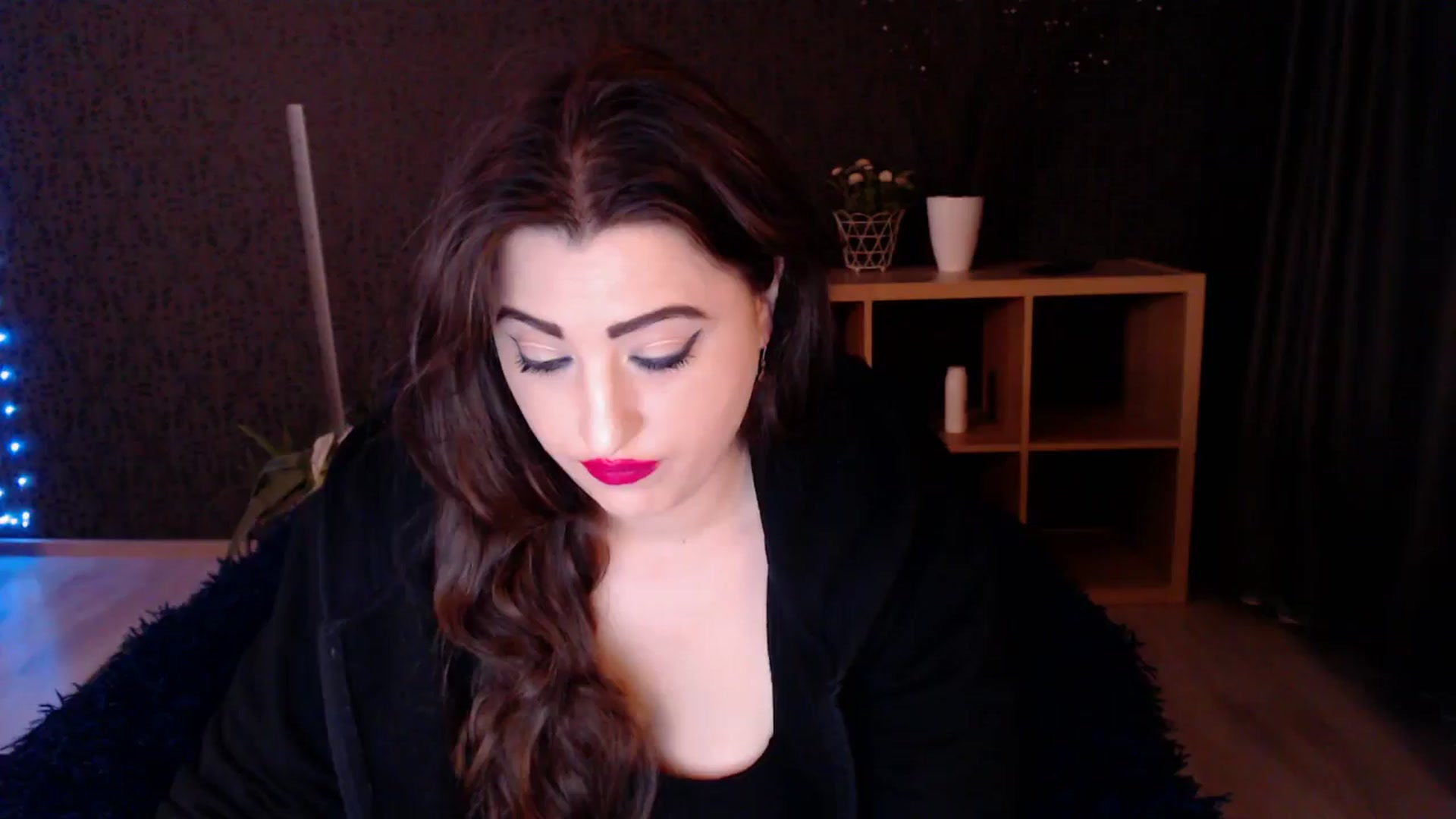 Gallery image thumbnail from HotRebbecca's myfreecams stream on, 03/10/2025, 04:03 image 5 of 20