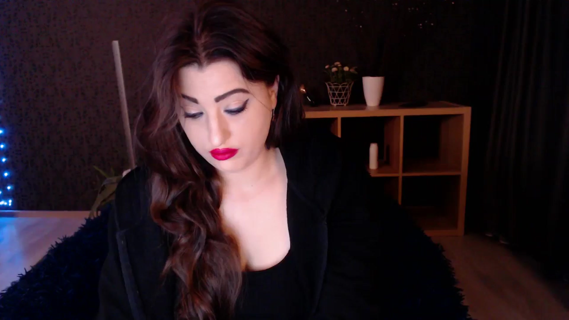 Gallery image thumbnail from HotRebbecca's myfreecams stream on, 03/10/2025, 04:03 image 6 of 20