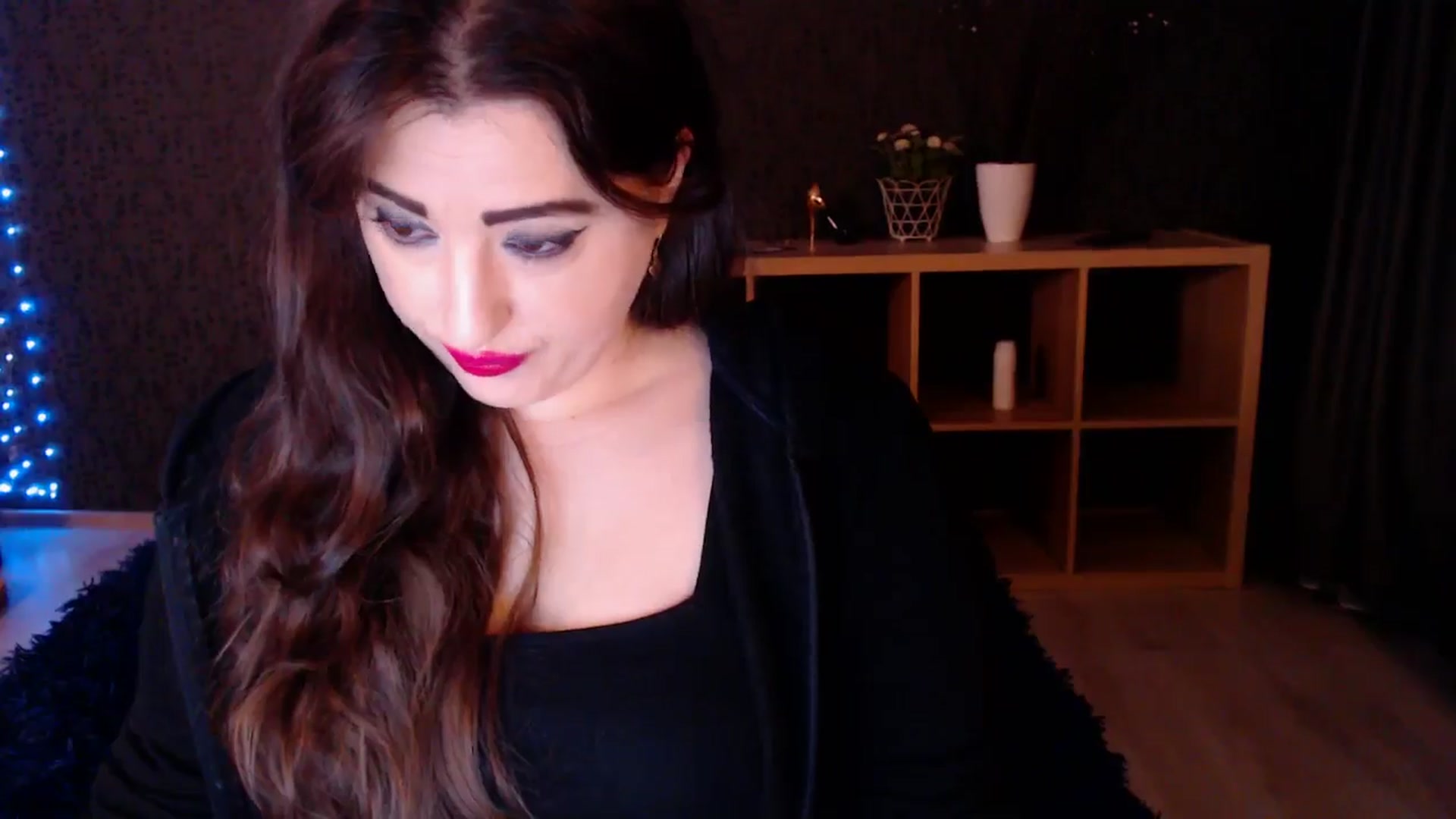 Gallery image thumbnail from HotRebbecca's myfreecams stream on, 03/11/2025, 01:42 image 12 of 20