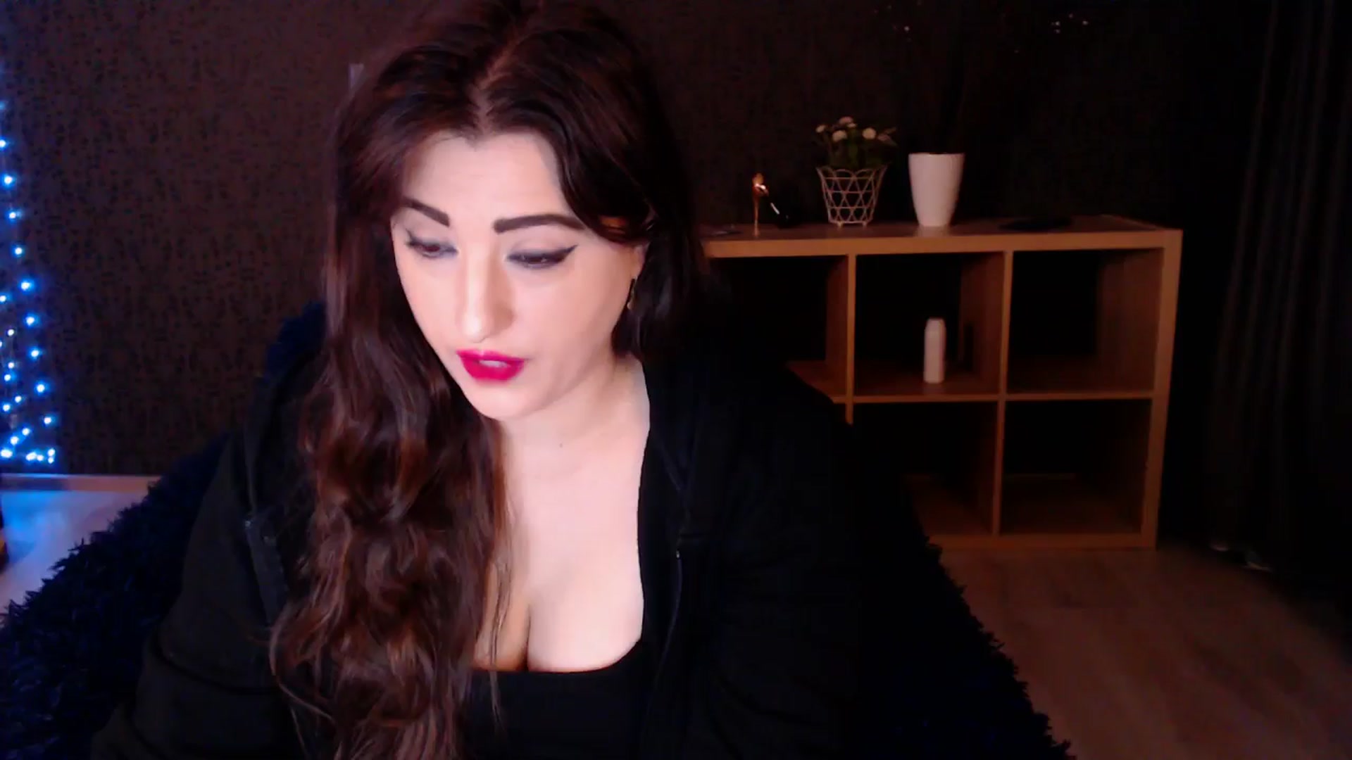 Gallery image thumbnail from HotRebbecca's myfreecams stream on, 03/11/2025, 01:42 image 1 of 20