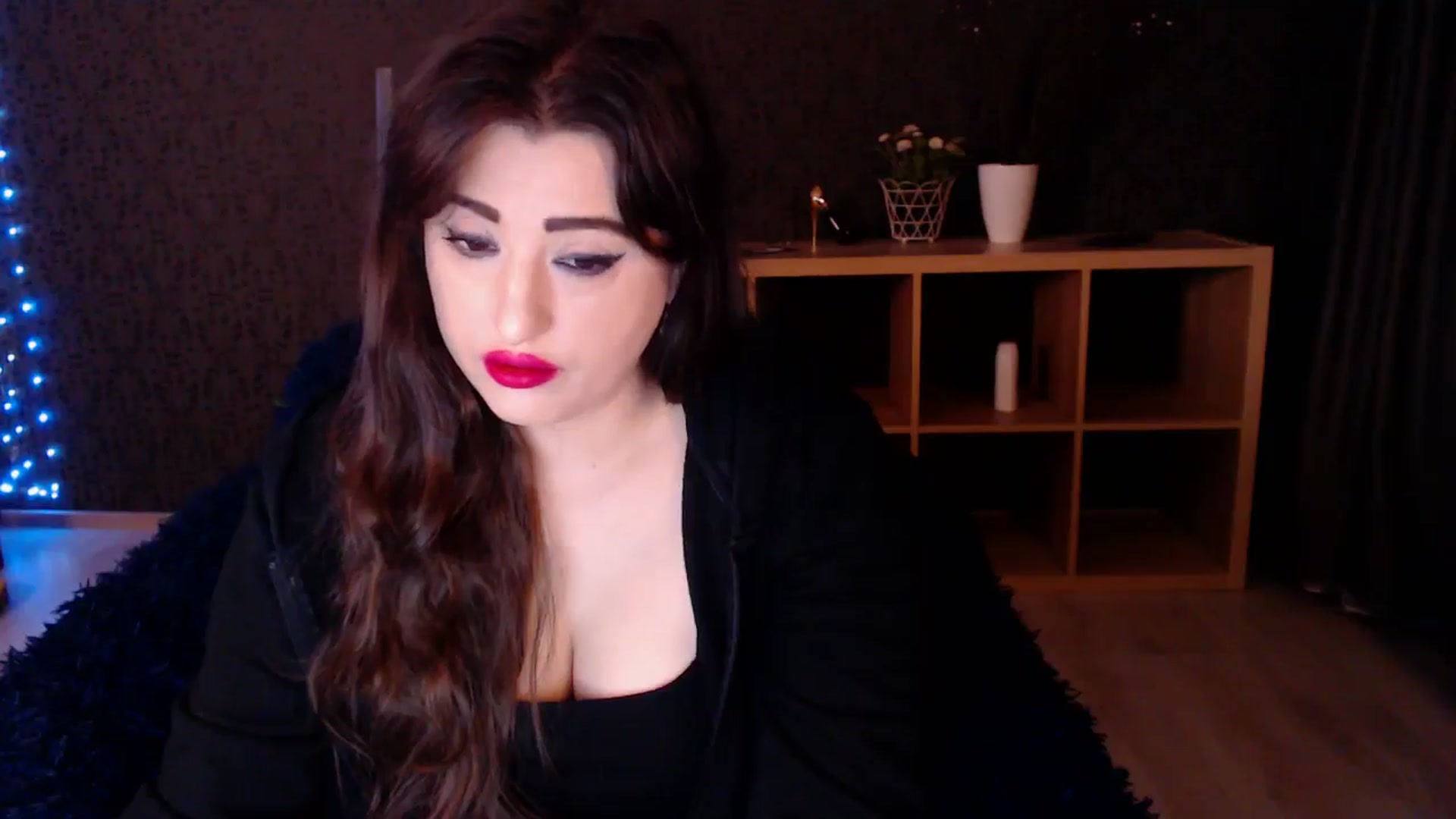 Gallery image thumbnail from HotRebbecca's myfreecams stream on, 03/11/2025, 01:42 image 6 of 20