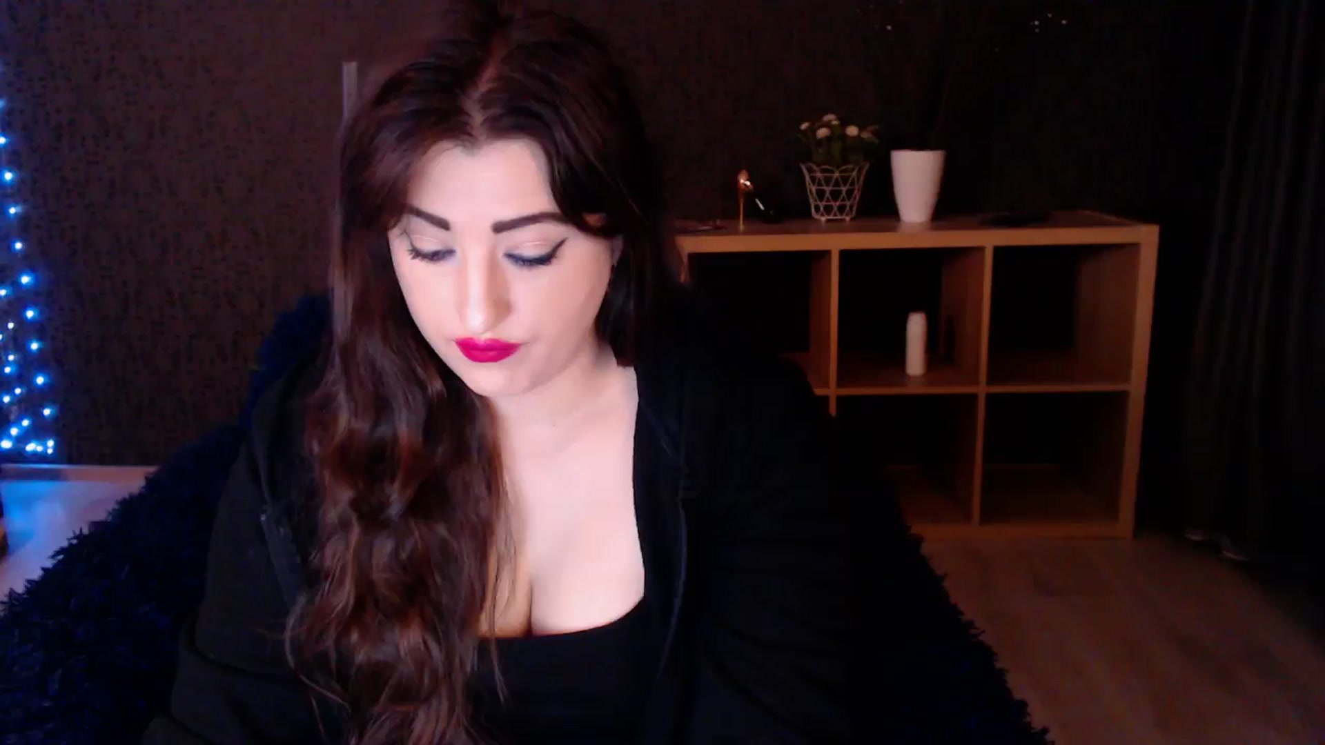 Gallery image thumbnail from HotRebbecca's myfreecams stream on, 03/11/2025, 01:42 image 7 of 20