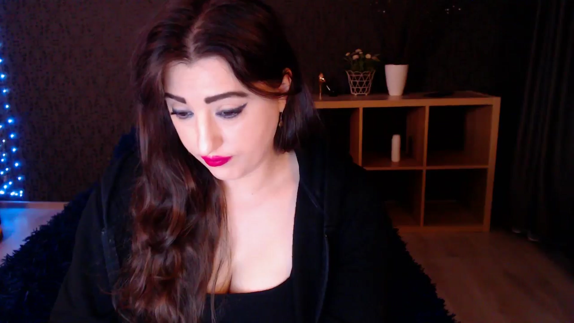 Gallery image thumbnail from HotRebbecca's myfreecams stream on, 03/11/2025, 01:42 image 10 of 20