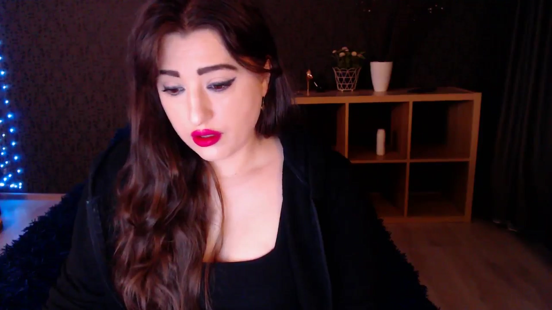 Gallery image thumbnail from HotRebbecca's myfreecams stream on, 03/11/2025, 01:42 image 13 of 20