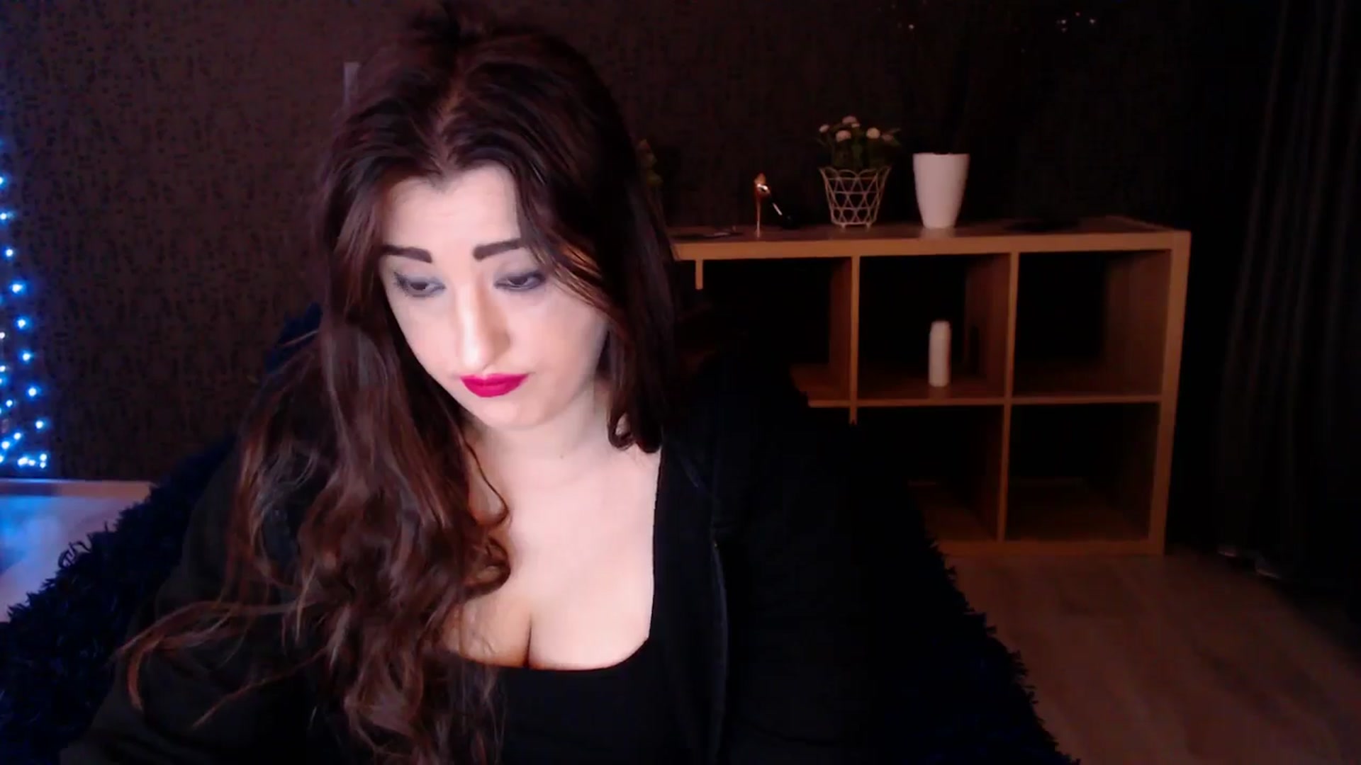 Gallery image thumbnail from HotRebbecca's myfreecams stream on, 03/11/2025, 03:02 image 13 of 20