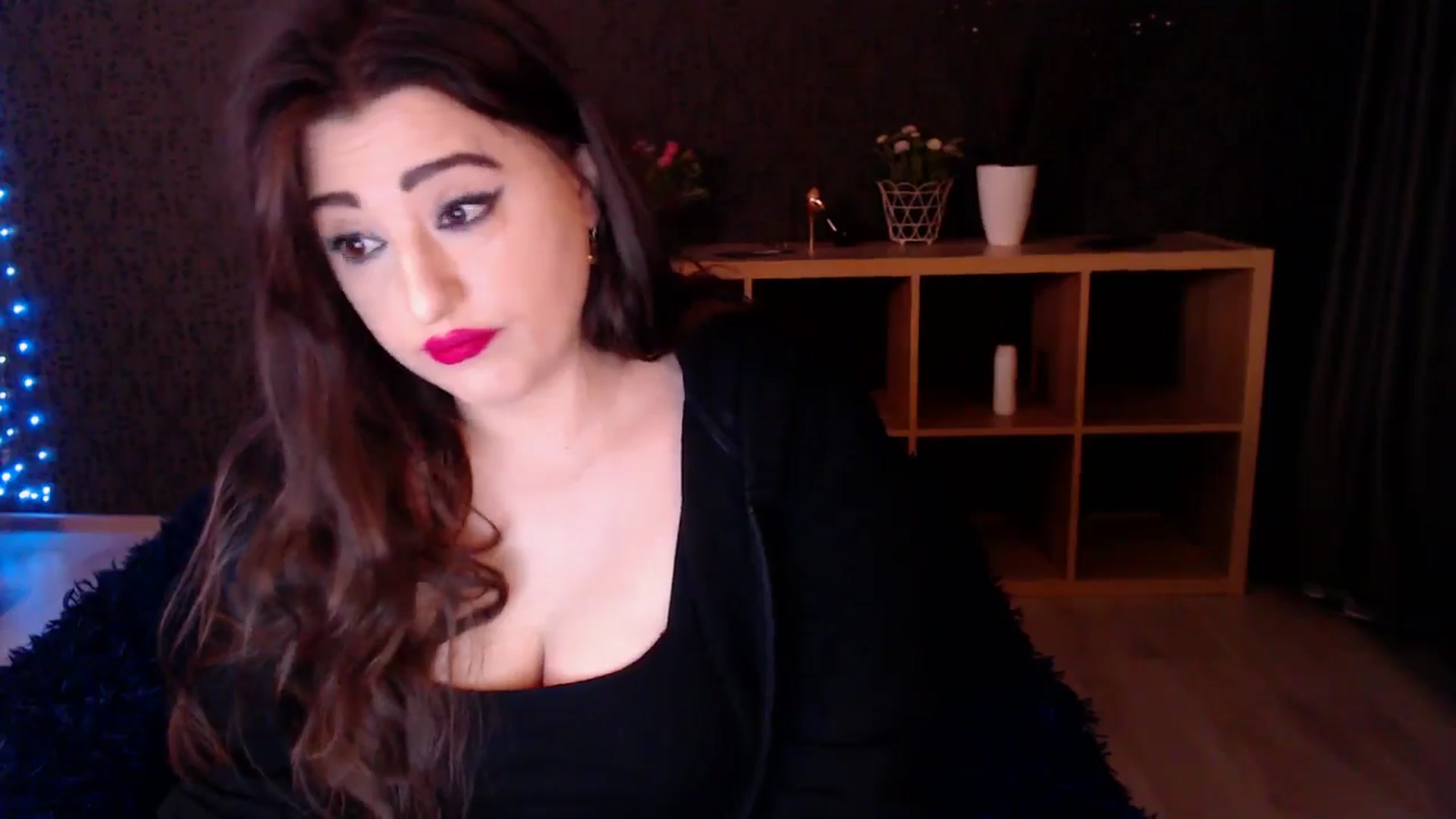 Gallery image thumbnail from HotRebbecca's myfreecams stream on, 03/11/2025, 03:02 image 15 of 20
