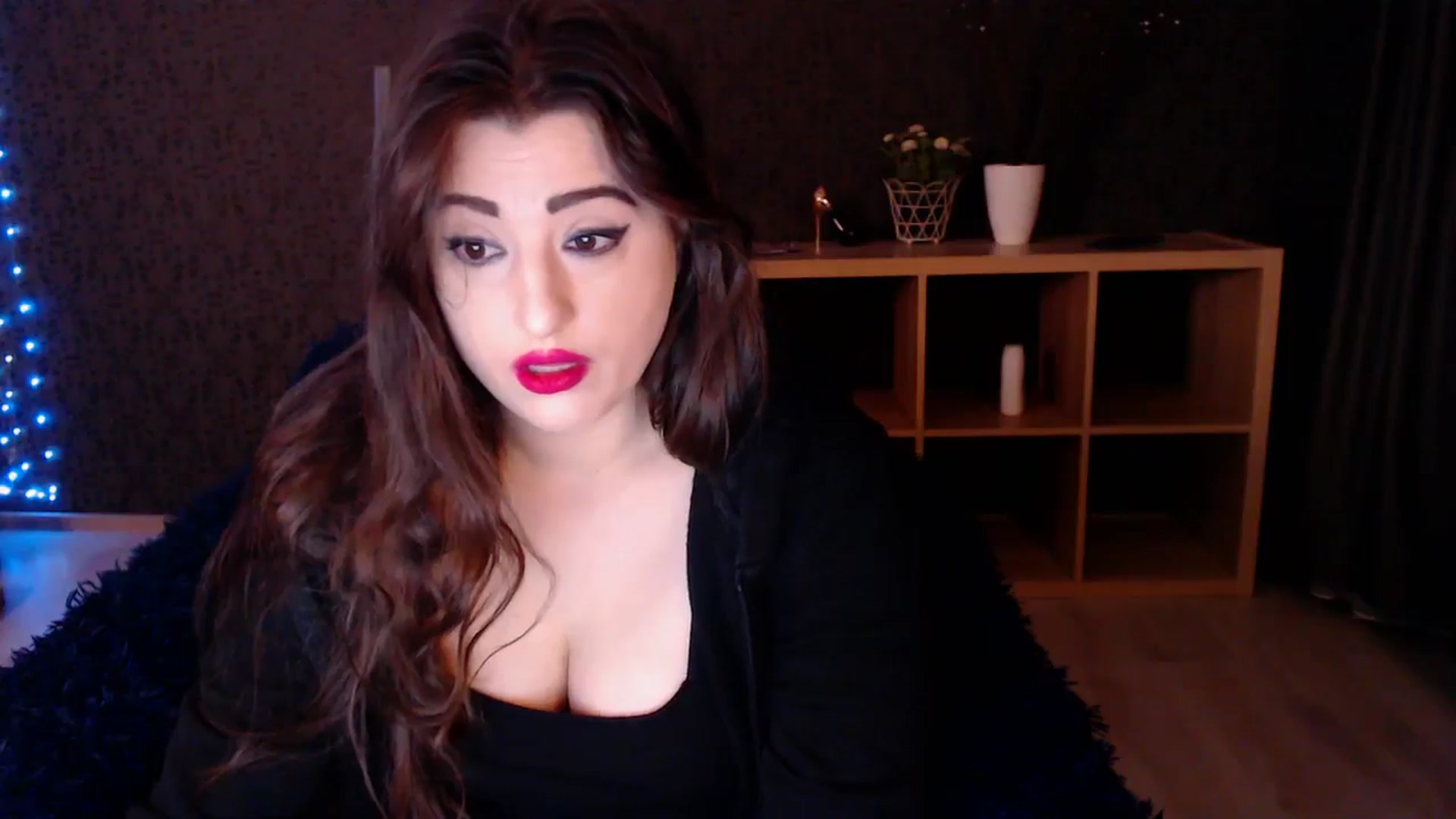 Gallery image thumbnail from HotRebbecca's myfreecams stream on, 03/11/2025, 03:02 image 5 of 20