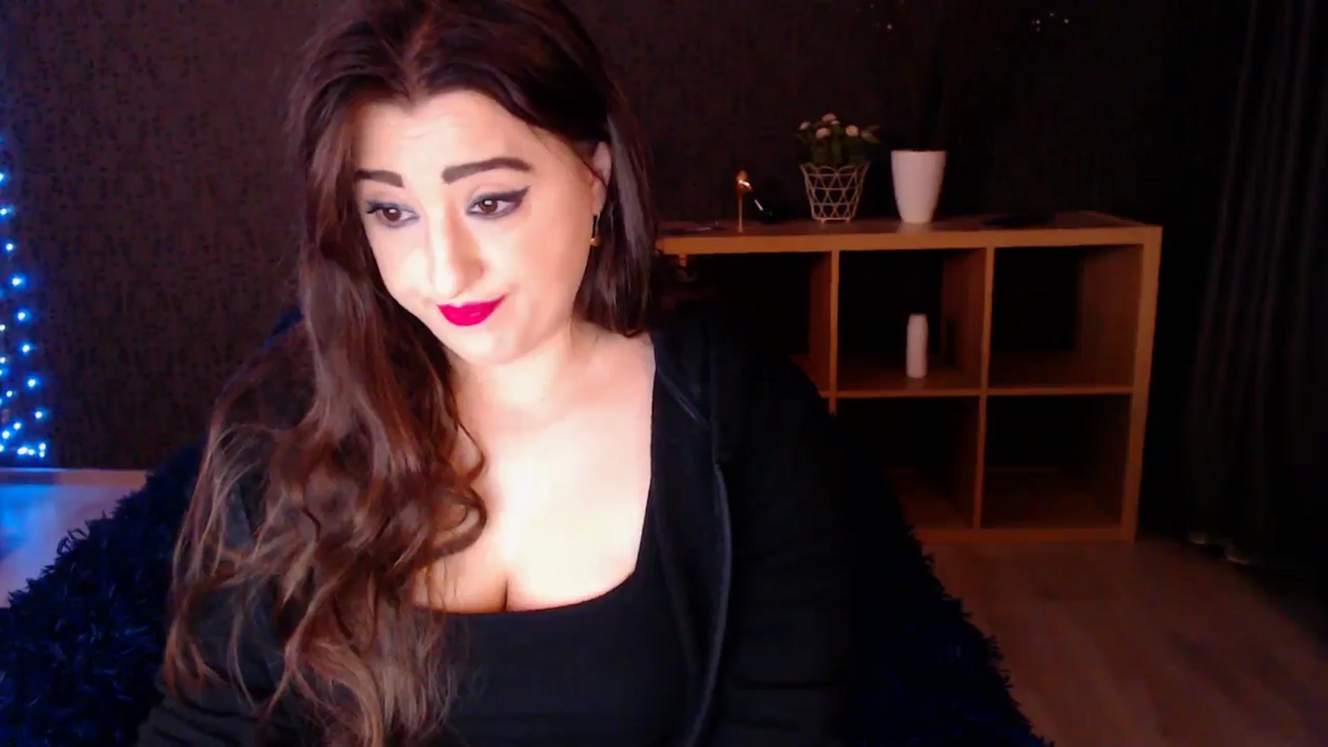 Gallery image thumbnail from HotRebbecca's myfreecams stream on, 03/11/2025, 03:02 image 14 of 20