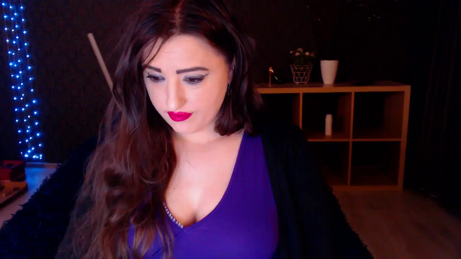 Gallery image thumbnail from HotRebbecca's myfreecams stream on, 03/16/2025, 24:07 image 12 of 20